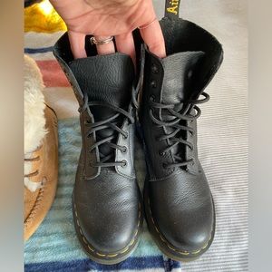 Doc Marten Pascal boots